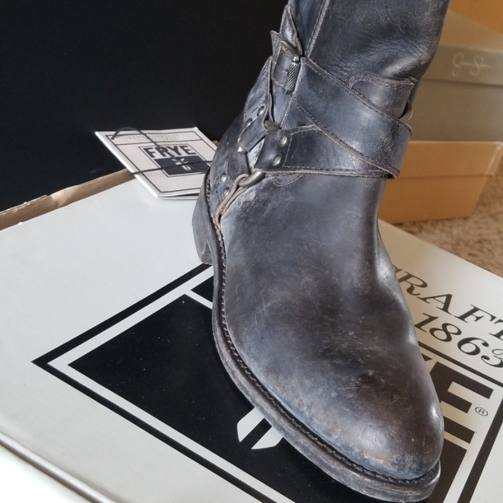 Boot - Picture 7 of 7